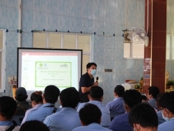 กล่าวต้อนรับพร้อมแนะนำวิทยากรและกิจกรรมฝึกอบรม