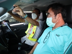 การตรวจสอบและเตรียมความพร้อมภายในห้องโดยสาร
