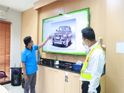 การตรวจสอบความปลอดภัยรอบตัวรถด้วยกระบวนการ KYT