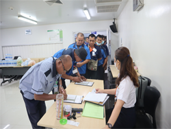 ลงทะเบียนรับเอกสารประกอบการฝึกอบรม