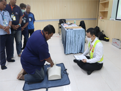 ฝึกปฏิบัติการกู้ฟื้นคืนชีพในสถานการณ์ฉุกเฉิน