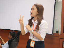 กล่าวต้อนรับพร้อมแนะนำทีมวิทยากร