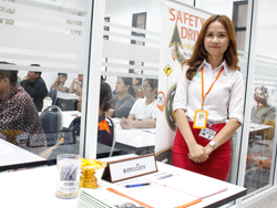 ลงทะเบียนรับเอกสารประกอบการฝึกอบรม