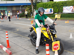 ฝึก และทดสอบทักษะการหยุดรถในสถานการณ์ฉุกเฉิน