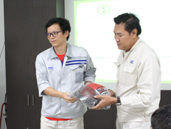ให้รางวัลกับผู้ที่ทำคะแนนในแต่ละกิจกรรมได้สูงสุด