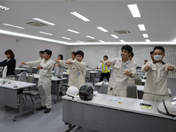 เทคนิคการขับขี่รถจักรยานยน์ และการรับมือกับสถานการณ์