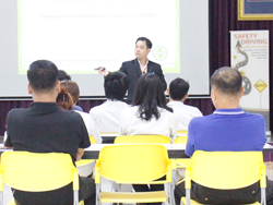 เทคนิคการขับรถอย่างปลอดภัย โดยอาจารย์อภิรัติ  คำสายพรม