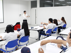 เทคนิคการขับรถเชิงป้องกันอุบัติเหตุ Defensive Driving technique