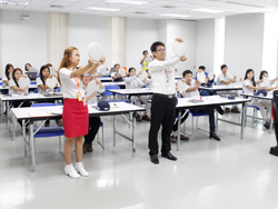 สาธิตวิธีการบังคับควบคุมพวงมาลัยแบบ Push-Pull