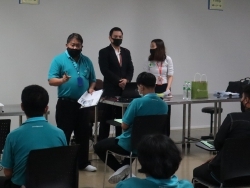 ผู้บริหารเน้นย้ำถึงมาตรฐานความปลอดภัยขององค์กร
