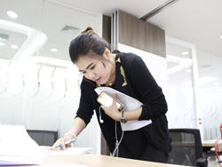 ลงทะเบียนพร้อมรับเอกสารประกอบกิจกรรมฝึกอบรม