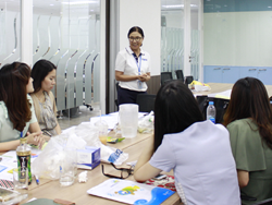 กล่าวขอบคุณทีมวิทยากรพร้อมปิดการฝึกอบรม