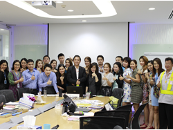 การขับรถอย่าลปลอดภัย  และการเตรียมความพร้อมของยานพาหนะก่อนการเดินทาง