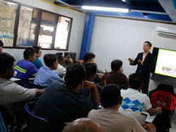 เทคนิคการขับรถเชิงป้องกันอุบัติเหตุ Defensive Driving technique โดยอาจารย์อภิรัติ  คำสายพรม