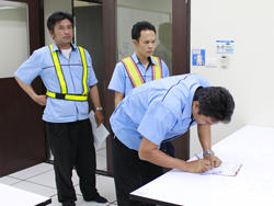 ลงทะเบียนรับเอกสารประกอบการฝึกอบรม