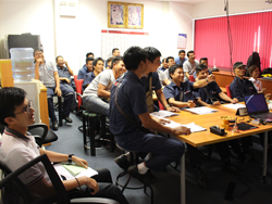 บรรยากาศการฝึกอบรมในภาคทฤษฎี