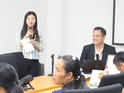 ผู้แทนหน่วยงานกล่าวต้อนรับพร้อมแนะนำทีมวิทยากร และกิจกรรมฝึกอบรม