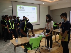 ลงทะเบียนรับเอกสารประกอบการฝึกอบรม