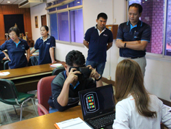 ประเมินสมรรถนะการมองเห็นในภาวะแสงสลัว Vision Test ด้วยเครื่อง VR Vision Screening