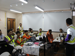 เทคนิคการขับรถเชิงป้องกันอุบัติเหตุ Defensive Driving Technique โดยอาจารย์อภิรัติ  คำสายพรม