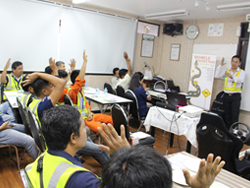 เทคนิคการขับรถเชิงป้องกันอุบัติเหตุ Defensive Driving Technique โดยอาจารย์อภิรัติ  คำสายพรม