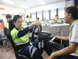 ฝึกและทดสอบทักษะการบังคับควบคุมพวงมาลัย