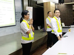 แนะนำครูฝึกประจำฐานกิจกรรมต่างๆ