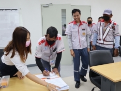 ลงทะเบียนรับเอกสารประกอบการฝึกอบรม