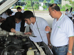 ฝึกอบรมหลักสูตรพัฒนาพนักงานขับรถมืออาชีพภาคปฏิบัติ