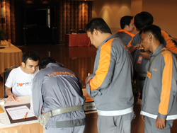 ลงทะเบียนรับเอกสารประกอบการฝึกอบรม