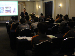 บรรยายโดยอาจารย์อภิรัติ  คำสายพรม
