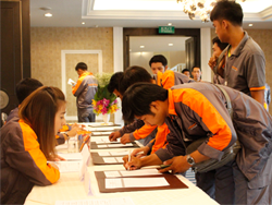 ลงทะเบียนรับเอกสารประกอบการฝึกอบรม