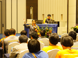 กล่าวทักทายกันแบบ HISTEP