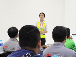 แนะนำวิทยากร และกิจกรรมฝึกอบรม