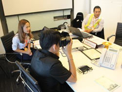 ประเมินสมรรถนะการมองเห็นในภาวะแสงสลัว Vision Test ด้วยเครื่อง VR Vision Screening