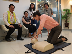 การเคลียร์สิ่งอุดตันบริเวณช่องทางเดินอากาศ