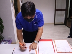 ลงทะเบียนรับเอกสารประกอบการฝึกอบรม		