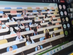กล่าวต้อนรับพร้อมแนะนำวิธีการฝึกอบรมแบบ Live Training