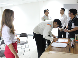 ลงทะเบียนรับเอกสารประกอบการฝึกอบรม