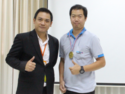 ให้รางวัลกับผู้ที่สามารถตอบคำถามได้มากที่สุด