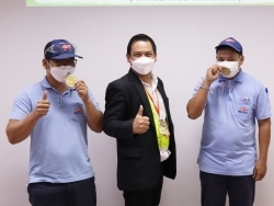 ให้รางวัลกับผู้ที่สามารถตอบคำถามได้สูงสุดประจำวัน