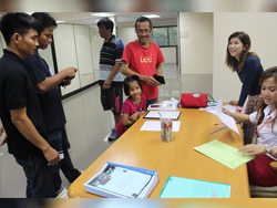 ลงทะเบียนรับเอกสารประกอบการฝึกอบรม