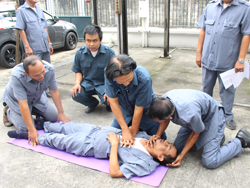 จำลองสถานการณ์การกู้ฟื้นคืนชีพผู้ได้รับบาดเจ็บด้วยเทคนิค CPR