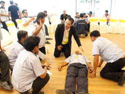 การให้ความช่วยเหลือผู้ได้รับบาดเจ็บในสถานการณ์ฉุกเฉิน