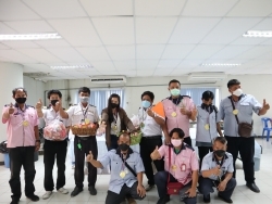 ให้รางวัลกับทีมชนะเลิส ทีมสีส้ม