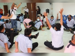 หนักบ้าง เบาบ้าง ร่วมกันสุดท้ายก็สำเร็จ