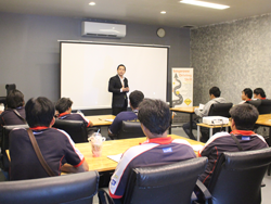 เทคนิคการขับรถบรรทุก และรถหัวลากเชิงป้องกันอุบัติเหตุ Defensive Driving Technique for Heavy Truck and Tractor Trailer โดยอาจารย์อภิรัติ  คำสายพรม