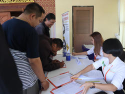 ลงทะเบียนรับเอกสารประกอบการฝึกอบรม