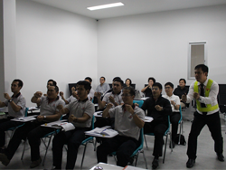 เทคนิคการบังคับควบคุมพวงมาลัย Defensive Driving