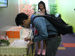 ลงทะเบียนรับเอกสารประกอบการฝึกอบรม